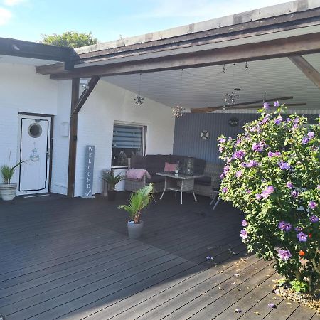 Grosse Wohnung Mit Terrasse Und Grill Grosssolt Exterior foto
